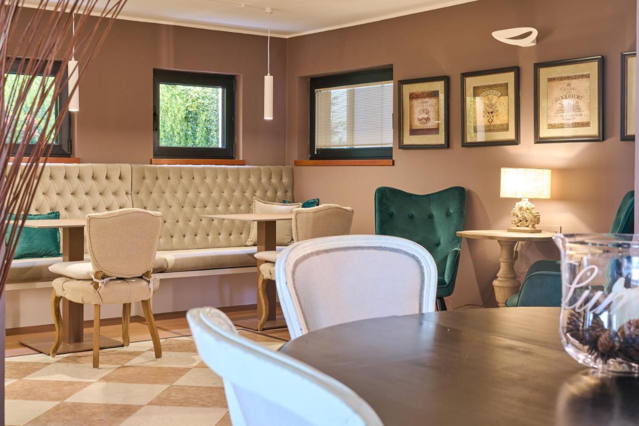 Like Home Boutique Hotel Azzano San Paolo Екстериор снимка