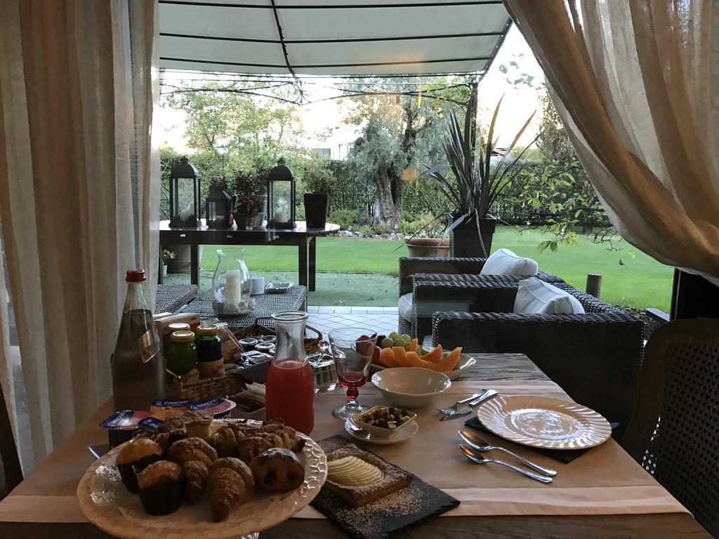 Like Home Boutique Hotel Azzano San Paolo Екстериор снимка