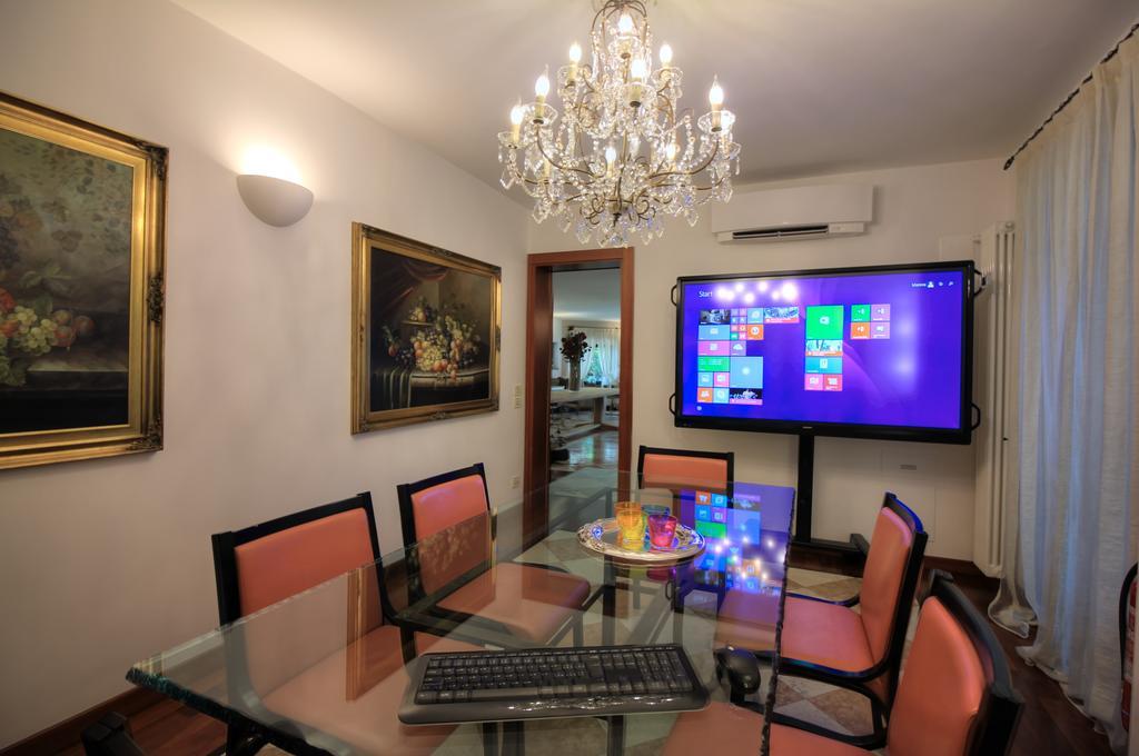 Like Home Boutique Hotel Azzano San Paolo Екстериор снимка